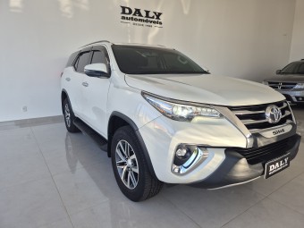 TOYOTA SW4 SRX 2.8 4X4 DIESEL 7 LUGARES